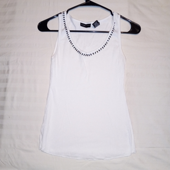 10 PIECE BUNDLE DEAL, WOMENS SHIRTS, SIZE SMALL, DIFFERENT BRANDS AND COLORS - Picture 10 of 10